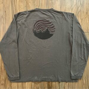 Vintage y2k Patagonia mountain graphic long sleeve shirt